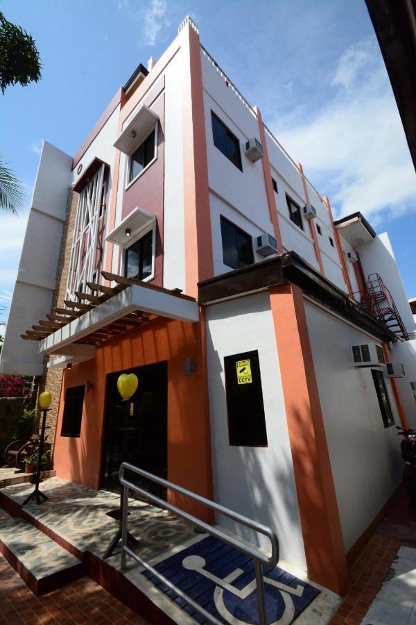 Isteraha Haven&Suites Zamboanga Buitenkant foto